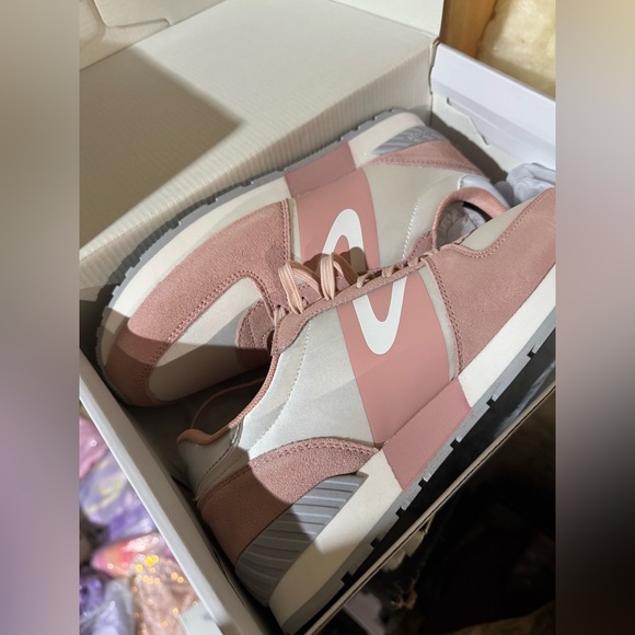 🎉LAST PIECE🎉TRETORN Loyola Retro Jogger Shoes - Picture 6 of 7